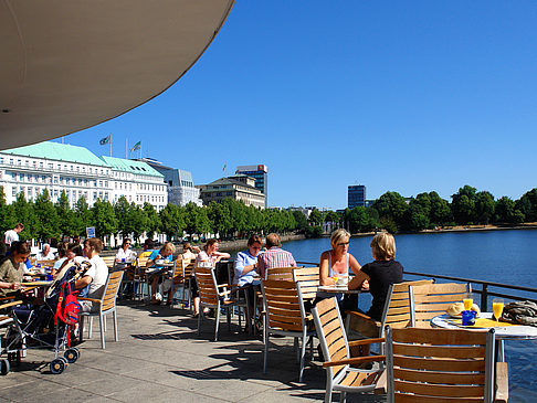 Foto Brunchterrasse auf dem Alster Pavillon